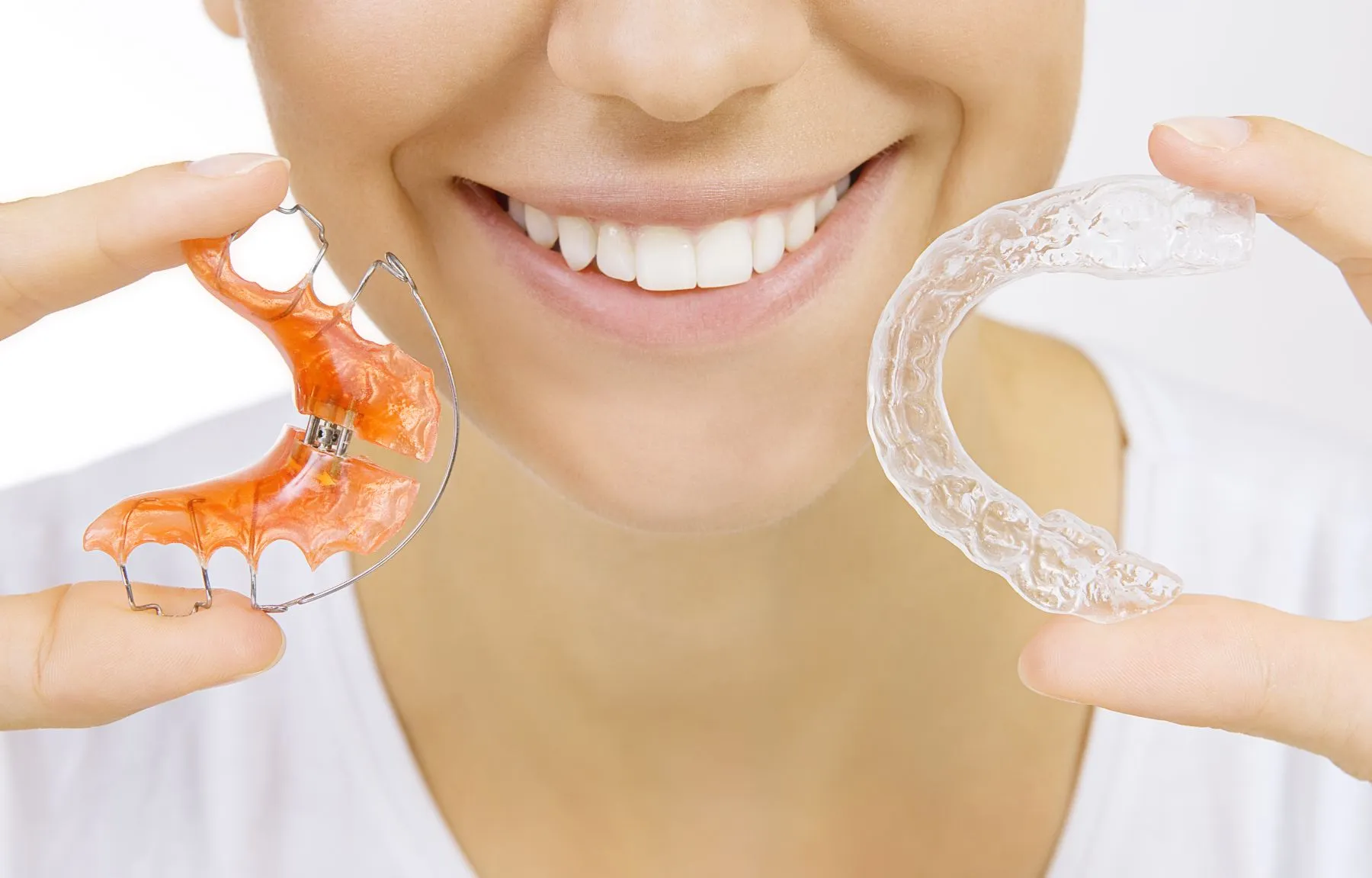 differences between clear and lingual braces